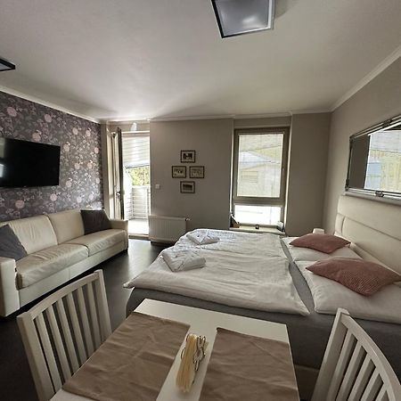 Harrachov Resident Apartments "Terrace & Chill" - High Speed Wifi, Smart Tv, Netflix, Disney Plus Eksteriør billede