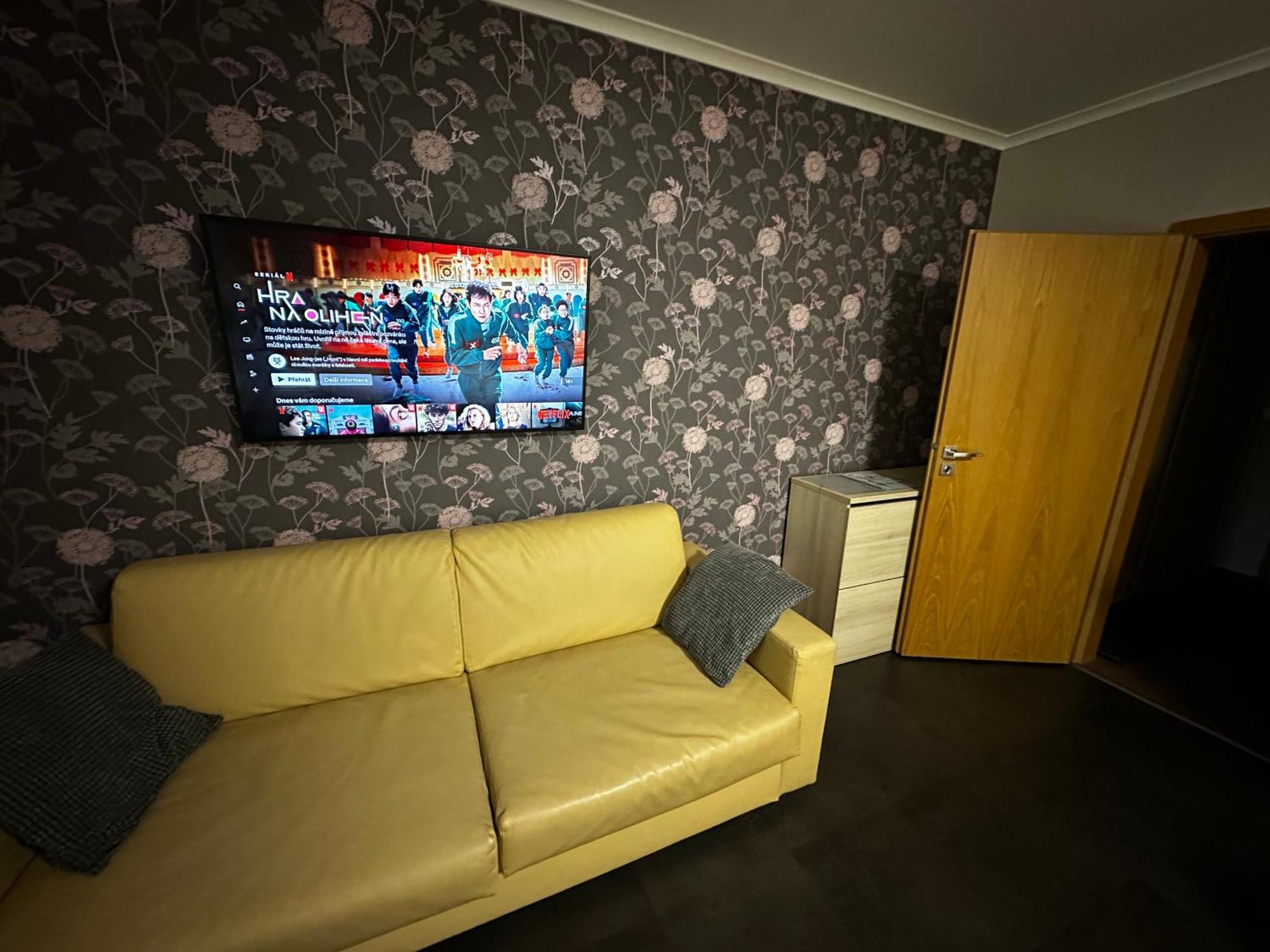 Harrachov Resident Apartments "Terrace & Chill" - High Speed Wifi, Smart Tv, Netflix, Disney Plus Eksteriør billede