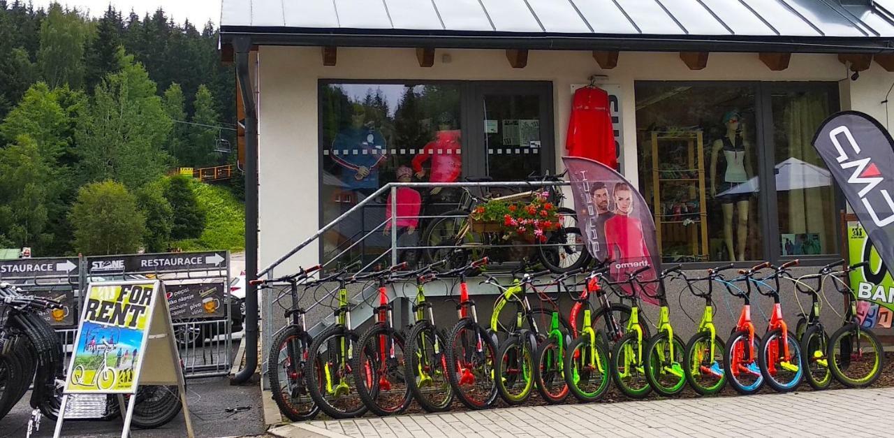 Harrachov Resident Apartments "Terrace & Chill" - High Speed Wifi, Smart Tv, Netflix, Disney Plus Eksteriør billede